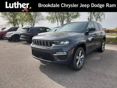 JEEP GRAND CHEROKEE 2022 1C4RJHBG0N8613841 image